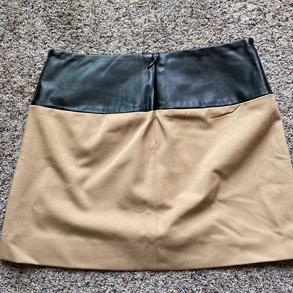 Express skirt size 00 - Picture 2 of 4